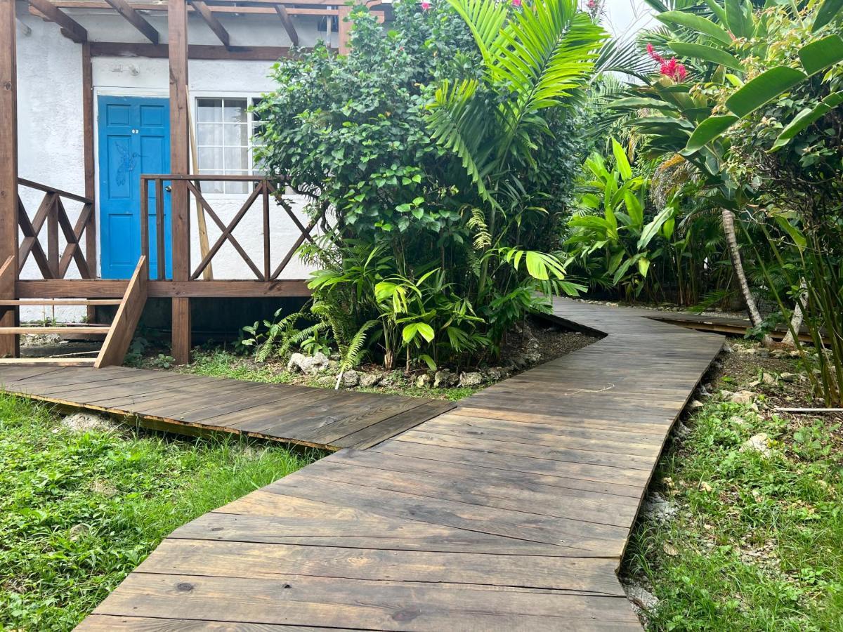 Jamaica Colors Hotel And Eco-Retreat Port Antonio Extérieur photo